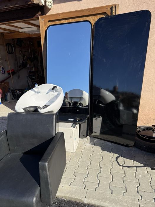 Фризьорско оборудване.