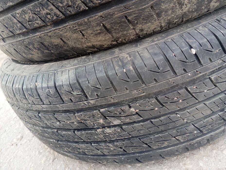 Продам  летние шины 235/65/17