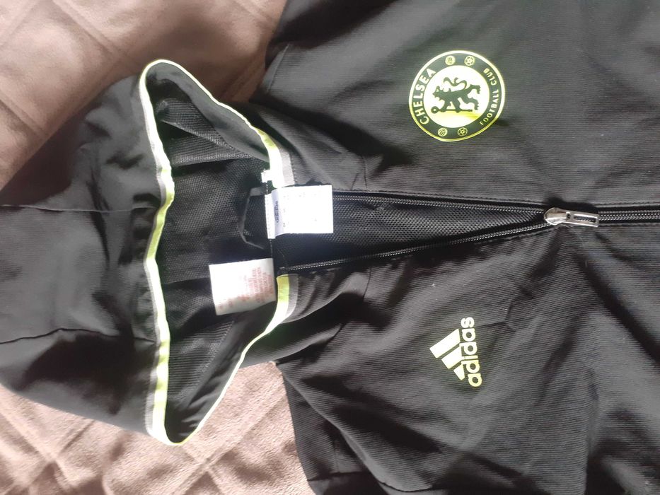 Ветровка Адидас на Челси р-р 140