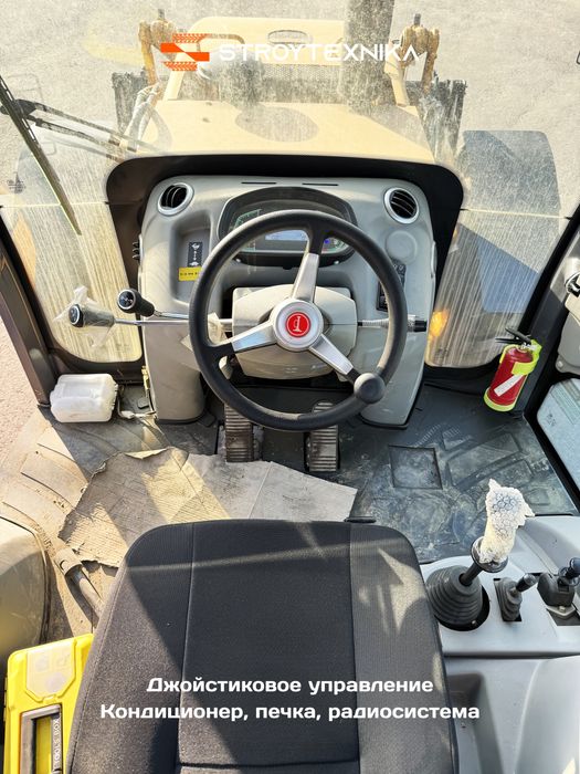 Экскаватор-погрузчика Lai Gong LG776 аналог JCB