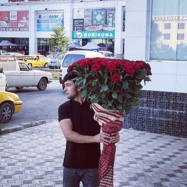 Qarshi gullar rafaello