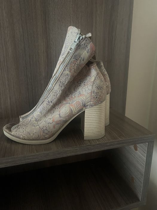 Дамски летни боти естествена кожа