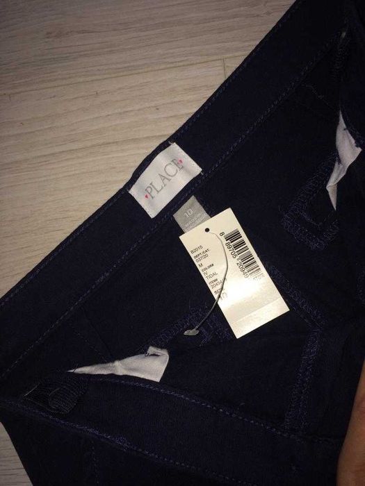 Продам школьные брюки на девочку (темно-синие)