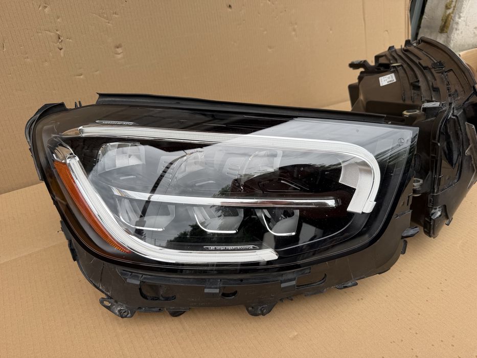 Faruri, Far stanga / Far dreapta Mercedes GLC C253 / W253 : America