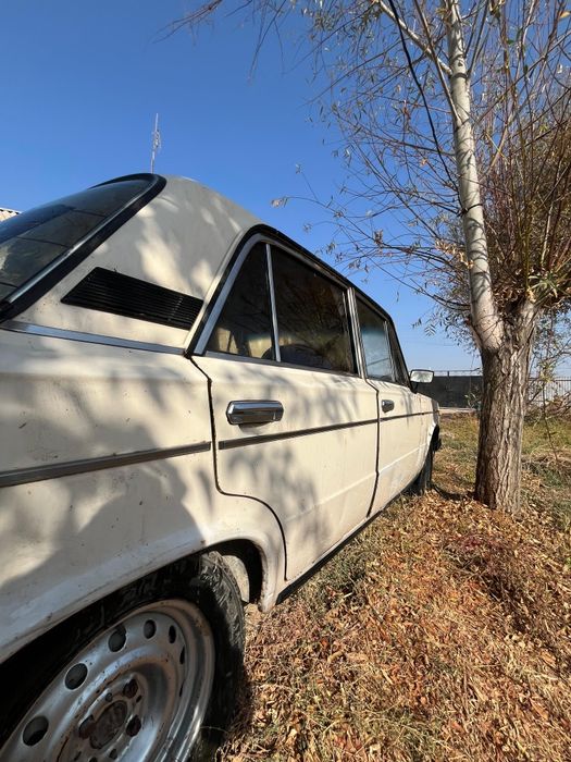 Жугули сатылады ақ түсте