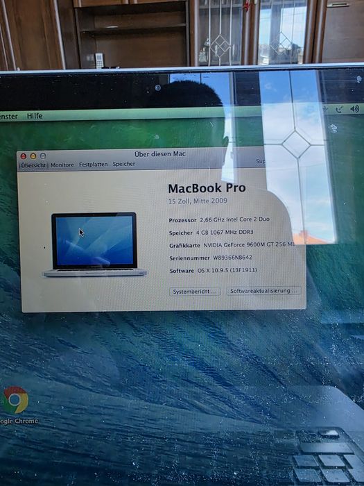 MacBook Pro 15" Mid 2009 / Intel 2.66GHz / 4GB RAM / 320GB HDD / Две видеокарти