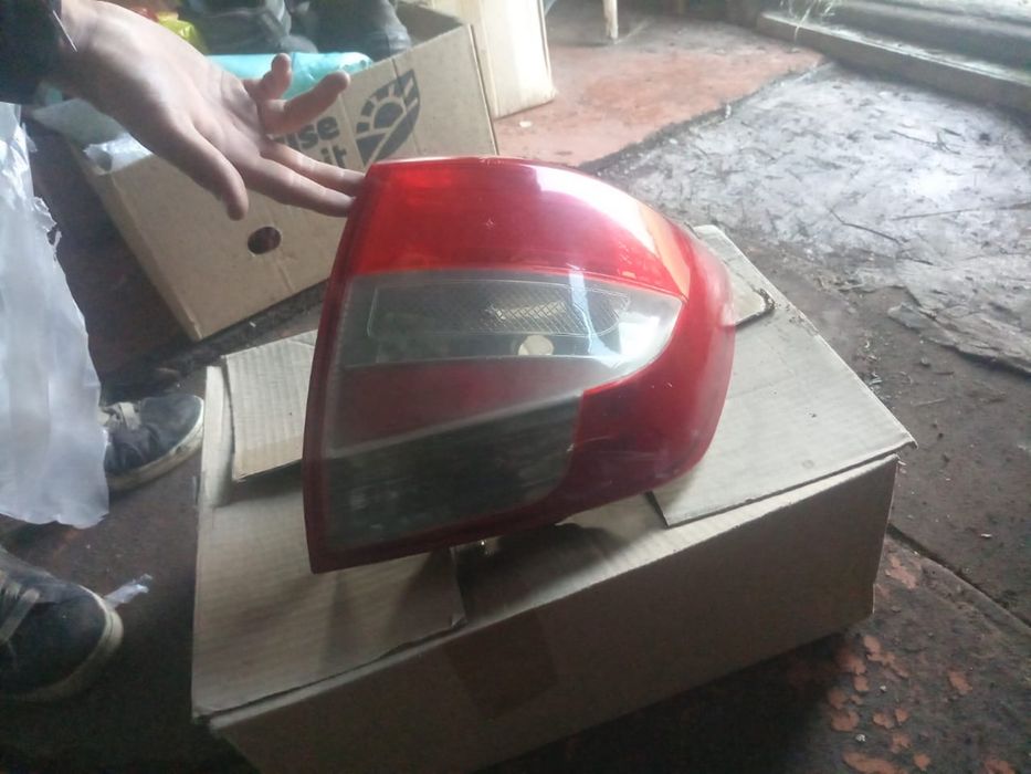 Продам запчасти на лада гранта