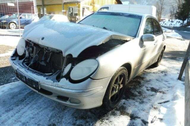 Mercedes-Benz W211 E270CDI 177кс  На Части