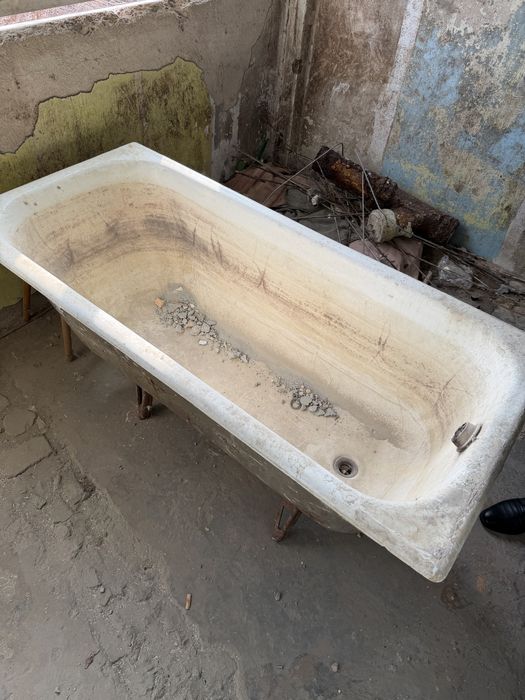 Продается Чугунная ванна