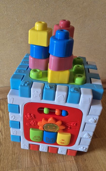 Cub interactiv pentru activitati