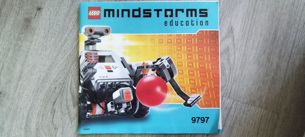 LEGO MINDSTORMS Education Base Set (9797)