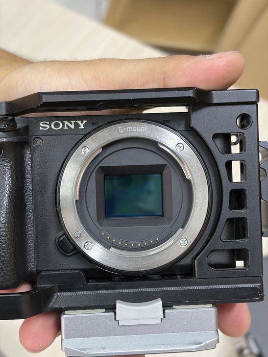 Продам Sony 6400