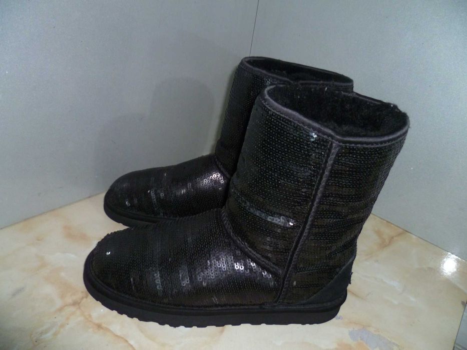 UGG оригинални ботуши №39