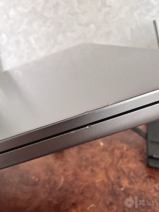 MacBook air M2 15 inch