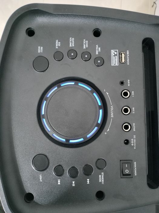 Se vinde acesta boxa De 600w reali Rediu • OLX.ro