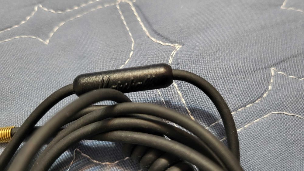 MARSHALL cablu casti  cu microfon  cu jack  cu jack fuctional