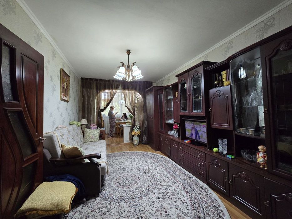 Продажа своя 2-комнатная. Евро-квартира военный городок