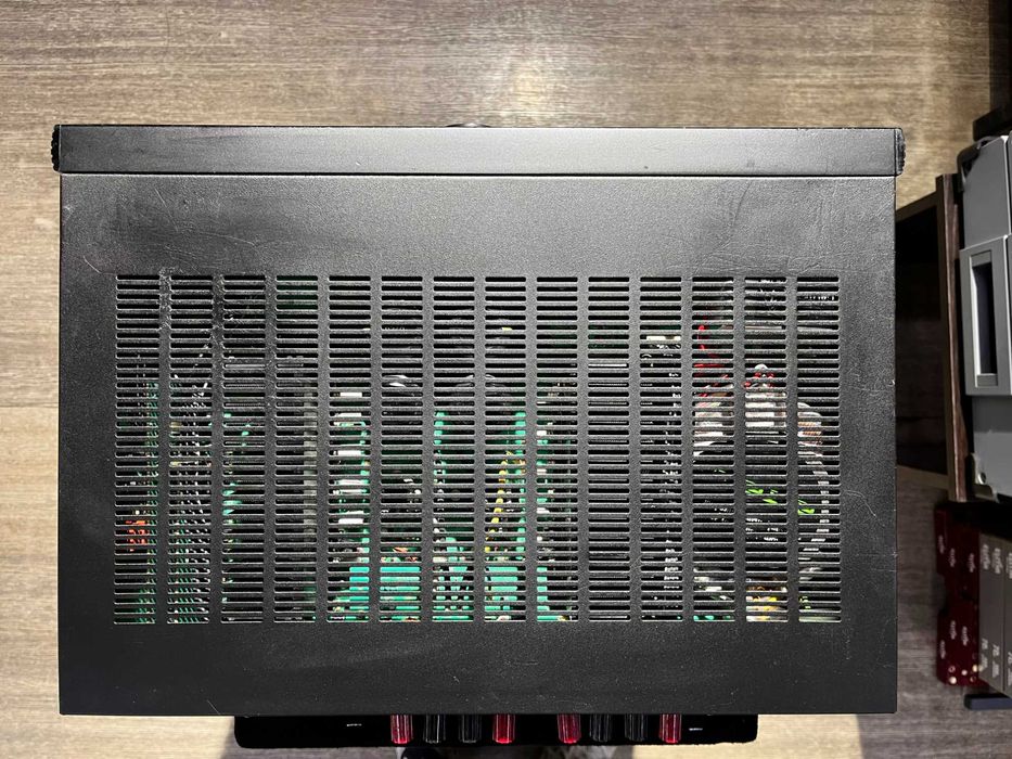 Rotel RA-985BX — Professional darajadagi stereo usilitel