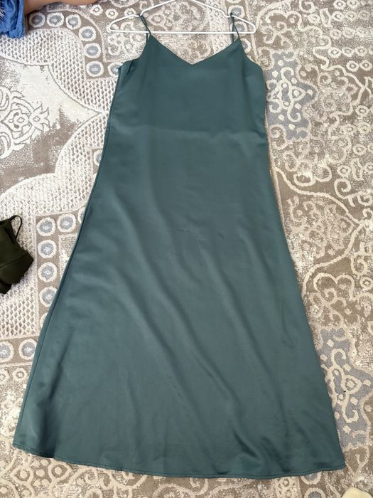 Көйлектер сатылады