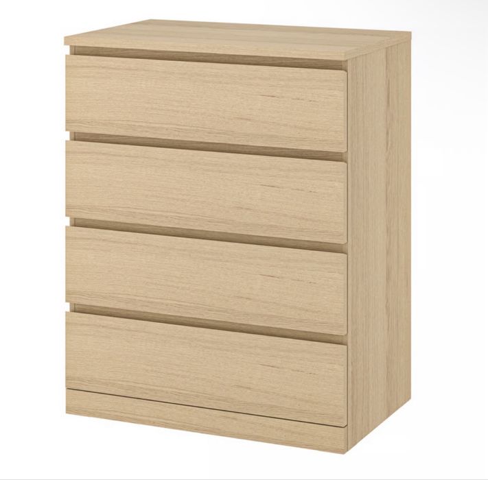 Vand 2 comode cu 4 sertare din furnir stejar