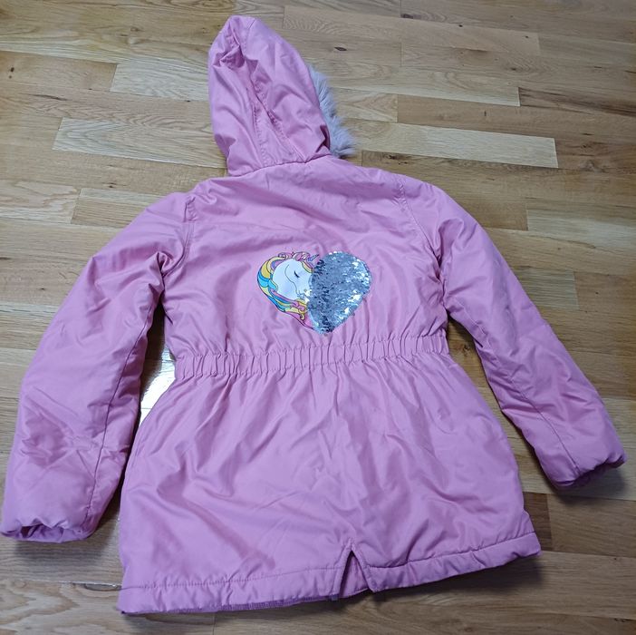 Vănnd geacă, mărimea 140-146, culoare roz. Preț 90 lei.