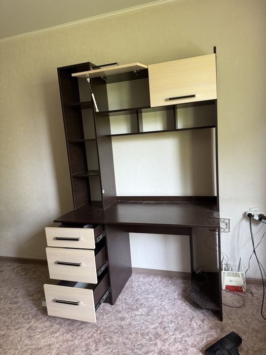 стол компьютерный