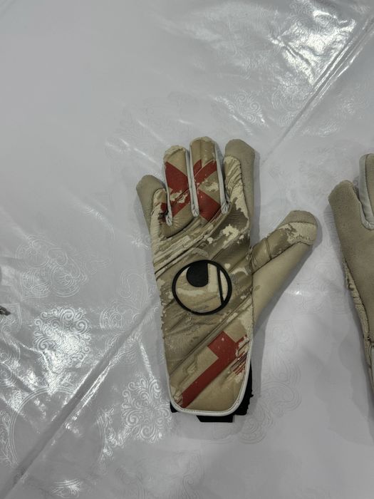 Вратарские перчатки Uhlsport