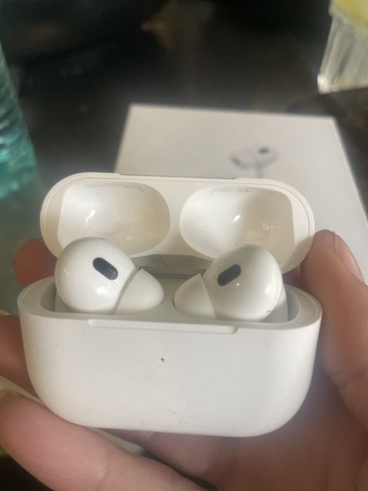 apple airpods pro 2 гаранция до 04.04.2026
