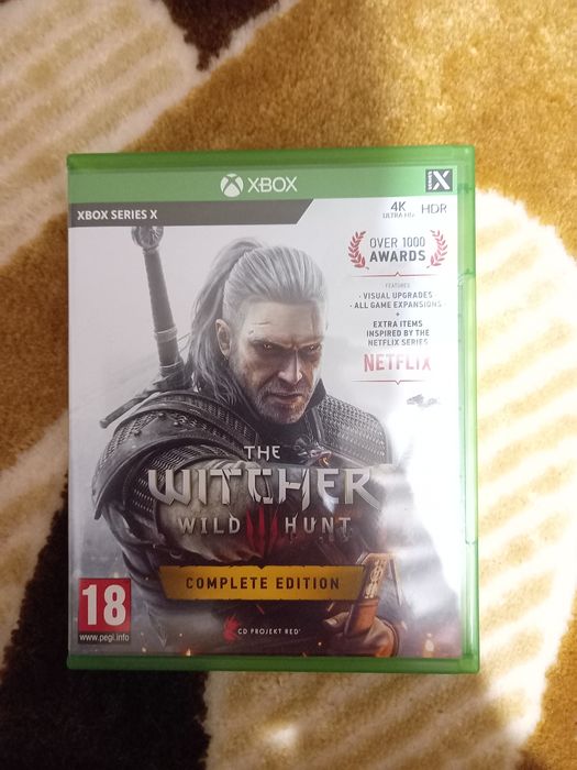 Vând jocuri witcher 3 xbox serios x
