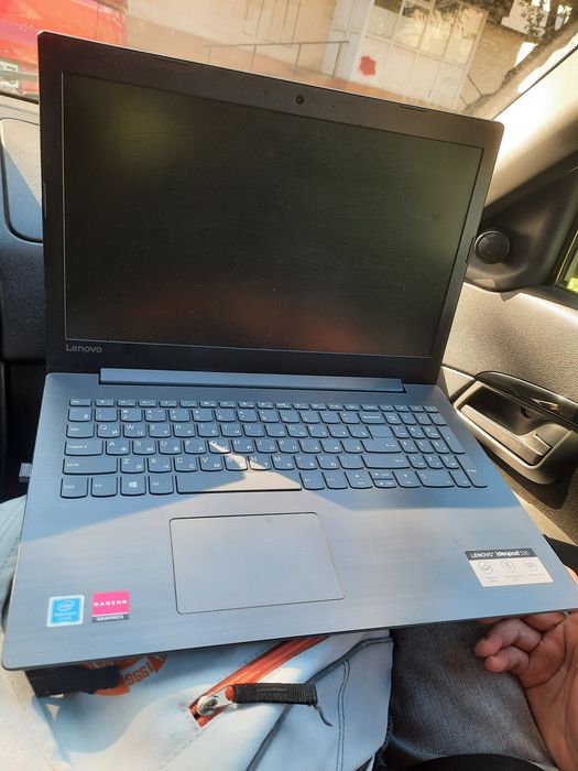 Ноутбук Lenovo продам .