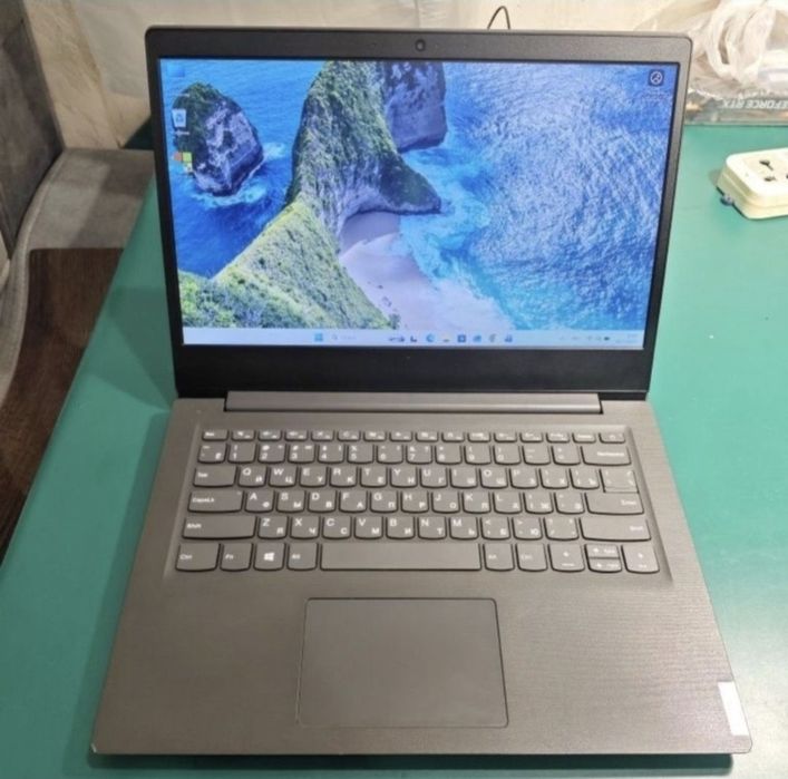 Ультрабук Леново ADA 14. Ssd 128Gb