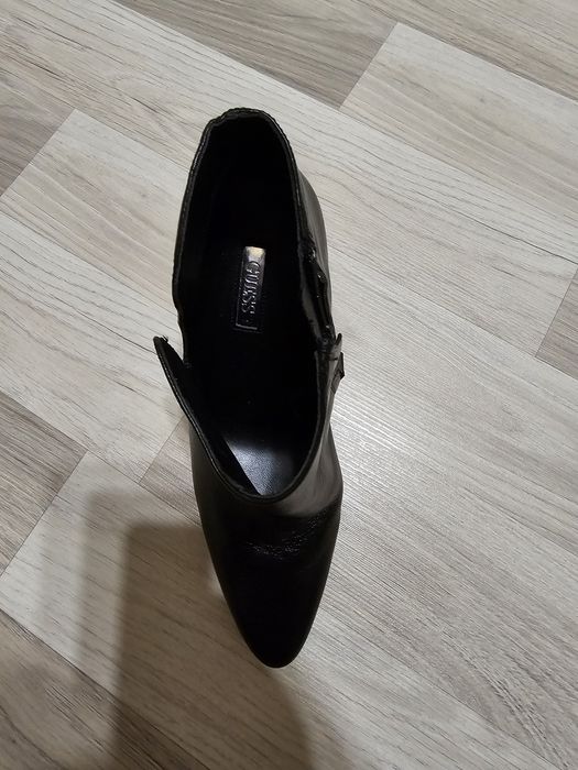 Botine stiletto Guess  negre, piele naturala nr 39