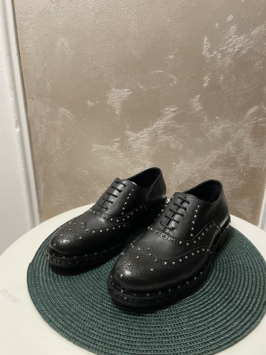 Pantofi Eleganți Valentino Garavani!