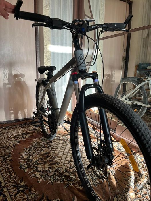 Велосипед с полной комплектацией