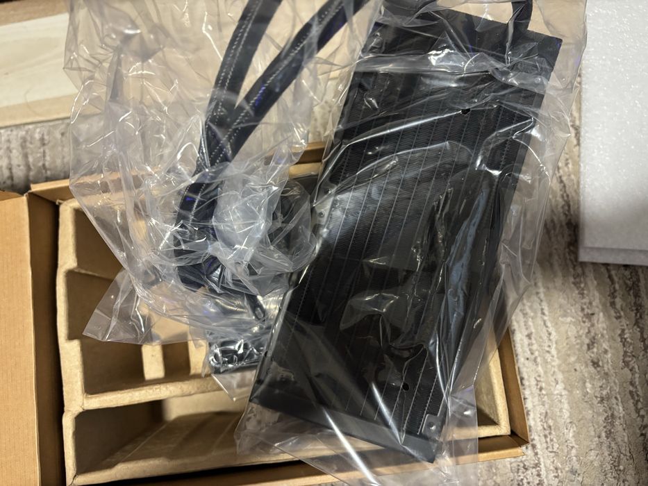 NOU! Cooler Corsair 240mm iCue H100i RGB Elite