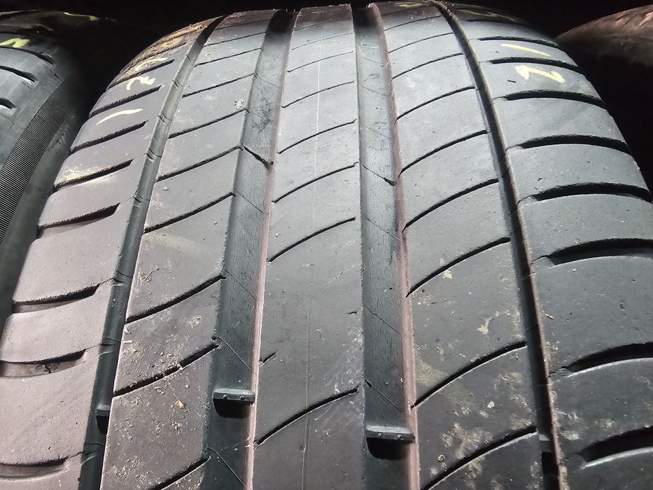 225 45 17 vara michelin