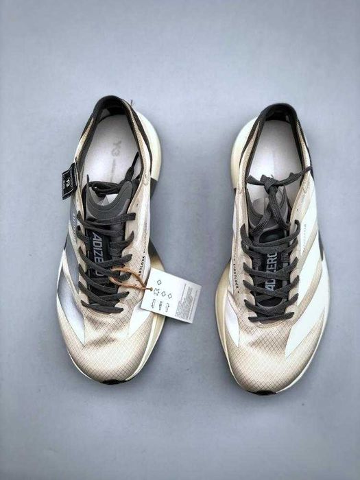 Продавам нови мъжки маратонки Adidas Adizero Adios Pro 4 Y-3 Alumina Cinder
