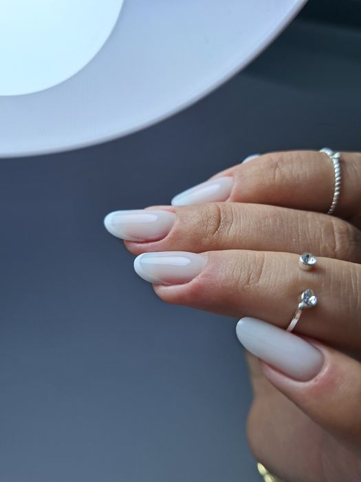 Unghii cu Gel & Semipermanentă | Construcții cu Gel | Programări disponibile