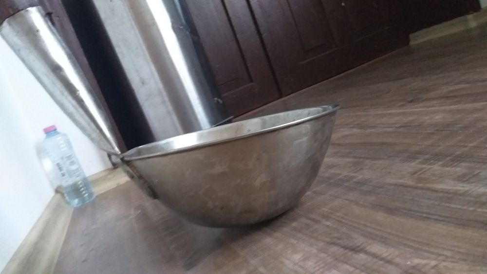 Нож тава неръждаема кръгла черпак буре каца