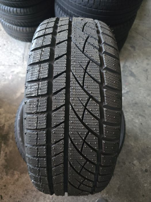 Evergreen 215/45 R17 87H MS iarnă NOI