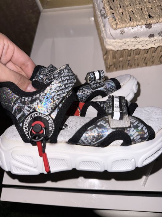 босоножки десткие