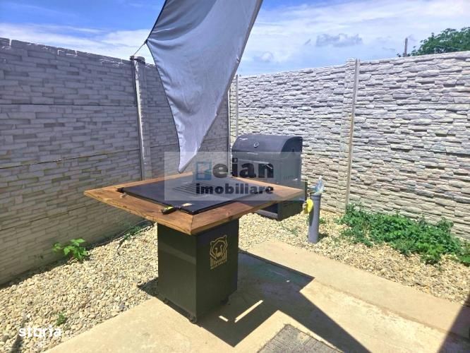 Gruiu, Complex Turistic De Vânzare, 4 Cabane A-frame, Piscină, Spatiu