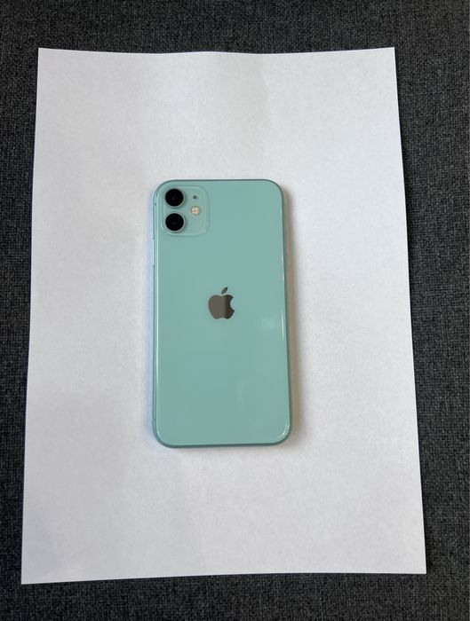 Carcasa iPhone 11   Originala 350 lei