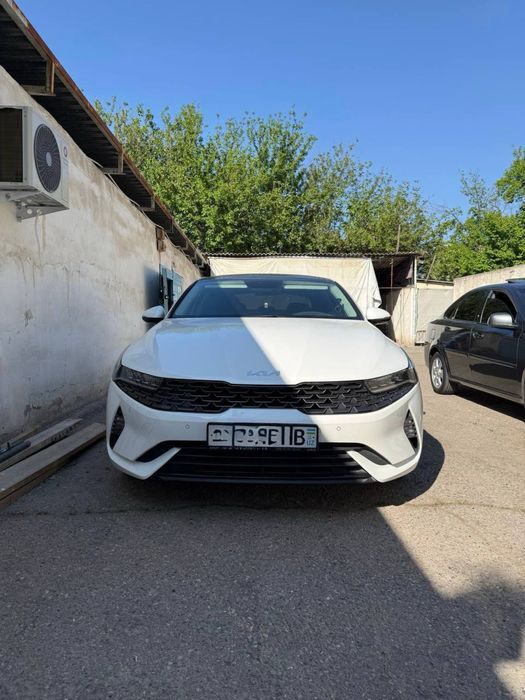 Kia k5 prestige sotiladi