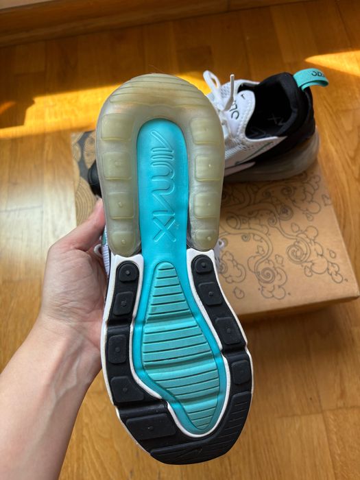 Маратонки Nike air max 270