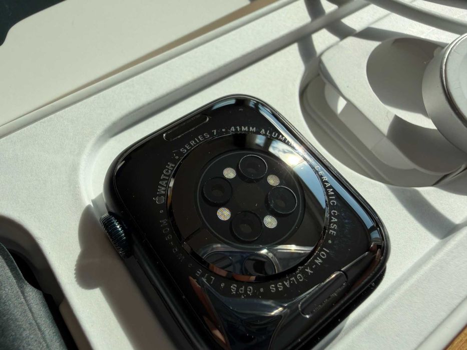 Apple Watch Series 7 GPS + Cellular  41 mm Yettel