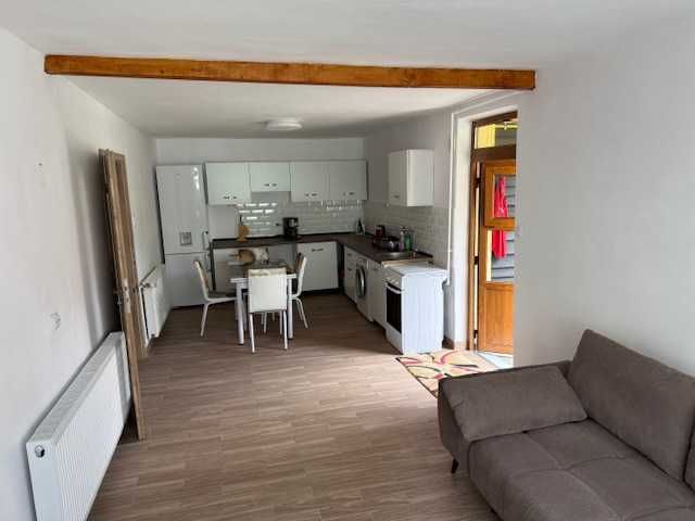 schimb cu apartament -garsoniera-penthouse +- dif