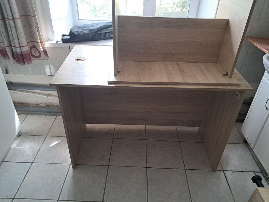 Продам офисный стол