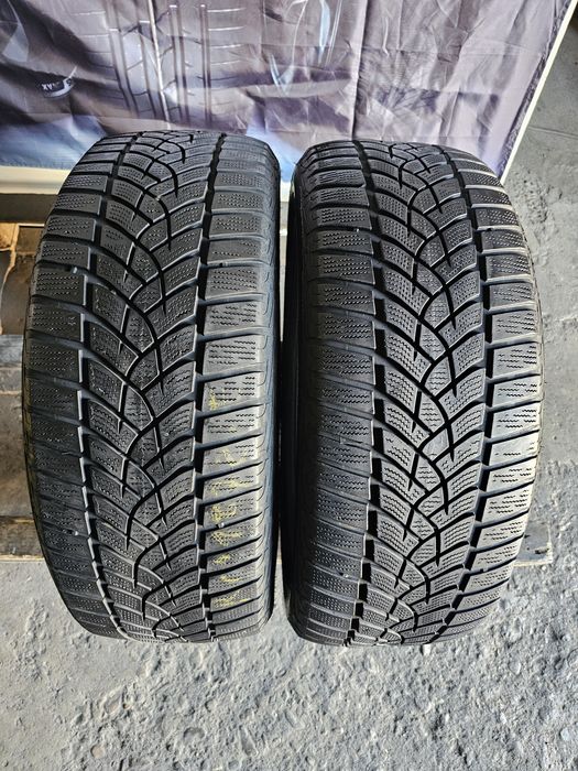 2 anvelope iarna 215 55 17 Goodyear 2021