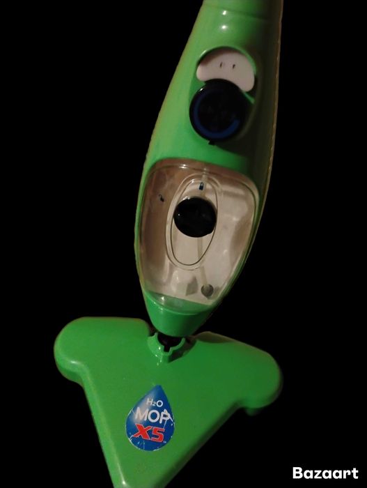 КАТО НОВА парочистачка, цвят зелен. Цена 80 лв.